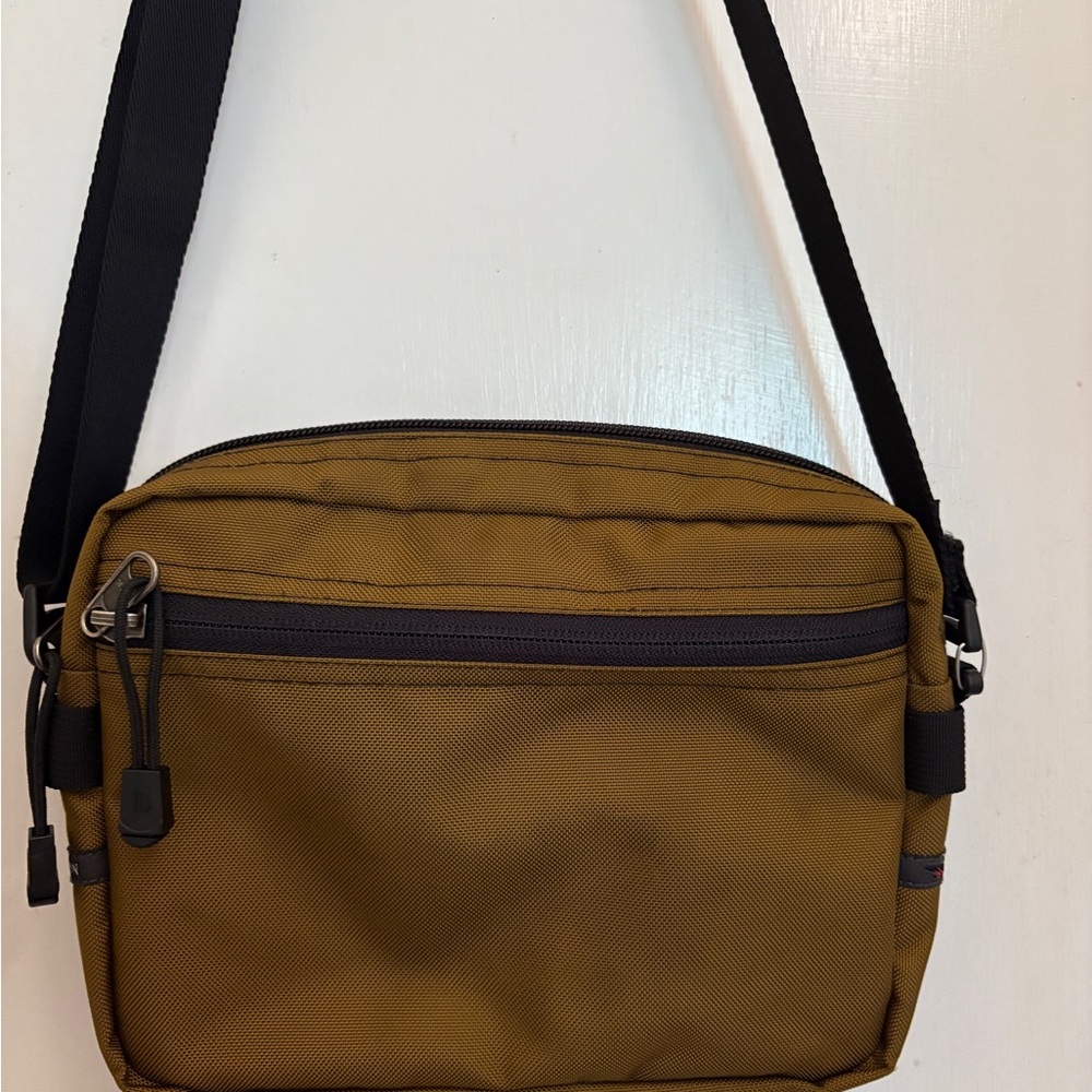 Tom Bihn Sidekick